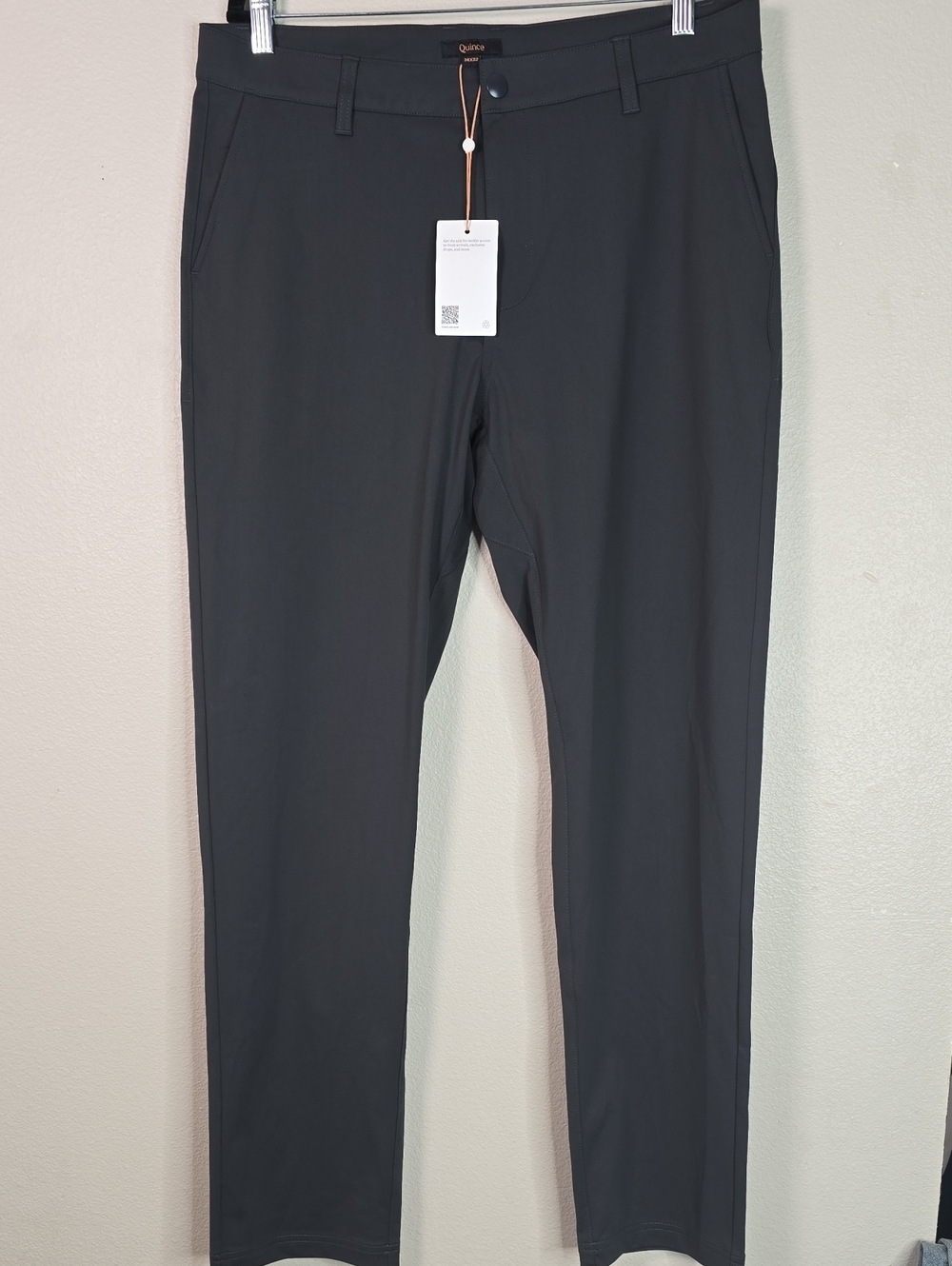 Quince Men's Protech Golf Pants Size 34× 32 Nwt.